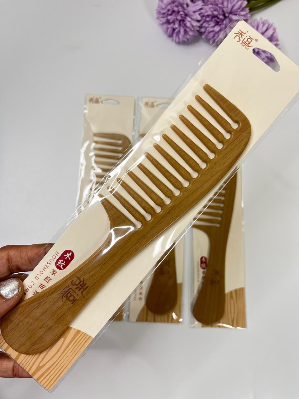 Handle comb