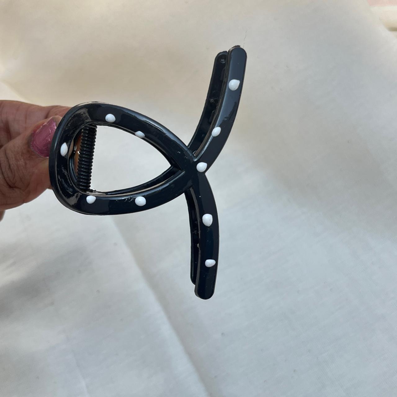 Polka Dot Medium Claw Hair Clip