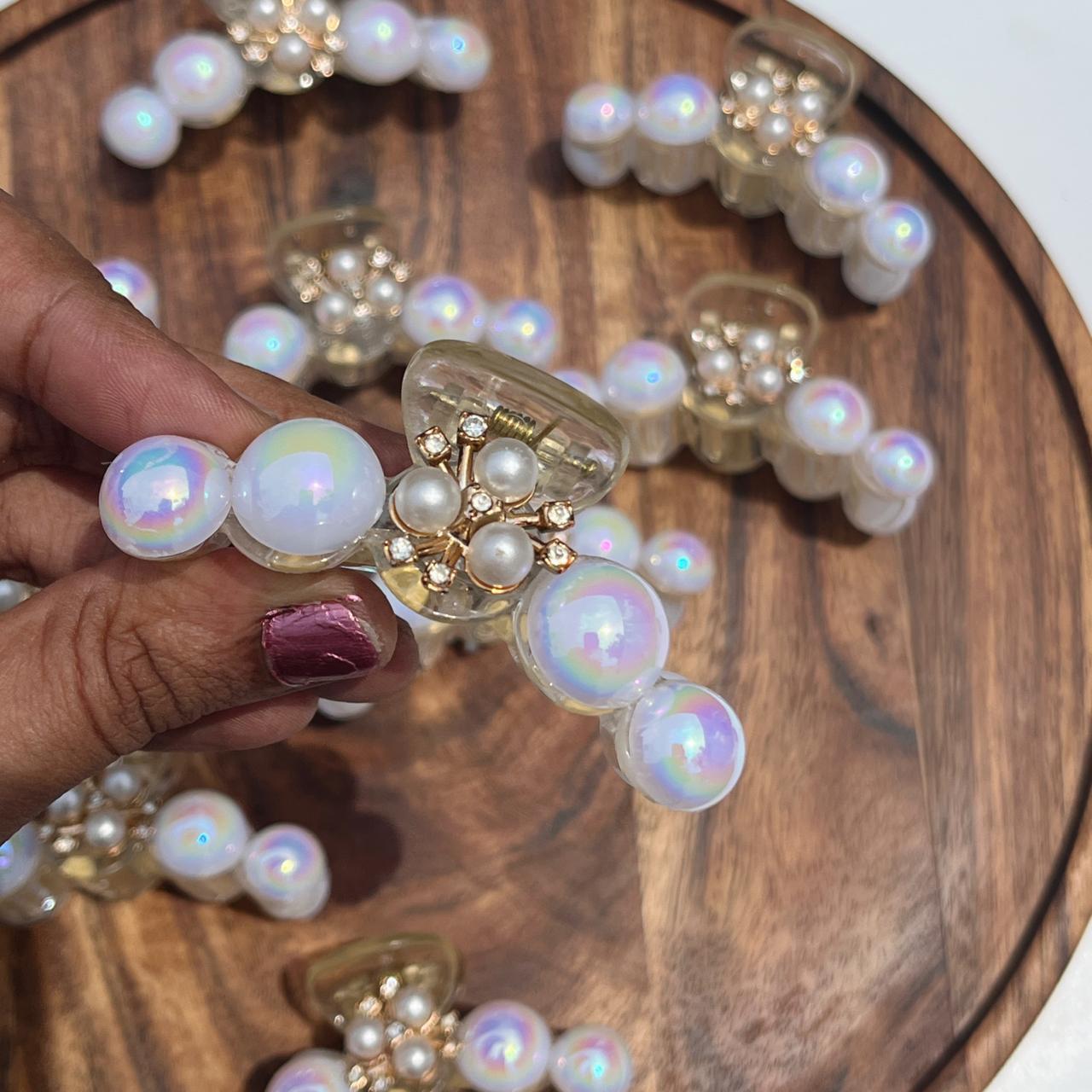 Dewdrop Pearl Claw Clips - Medium