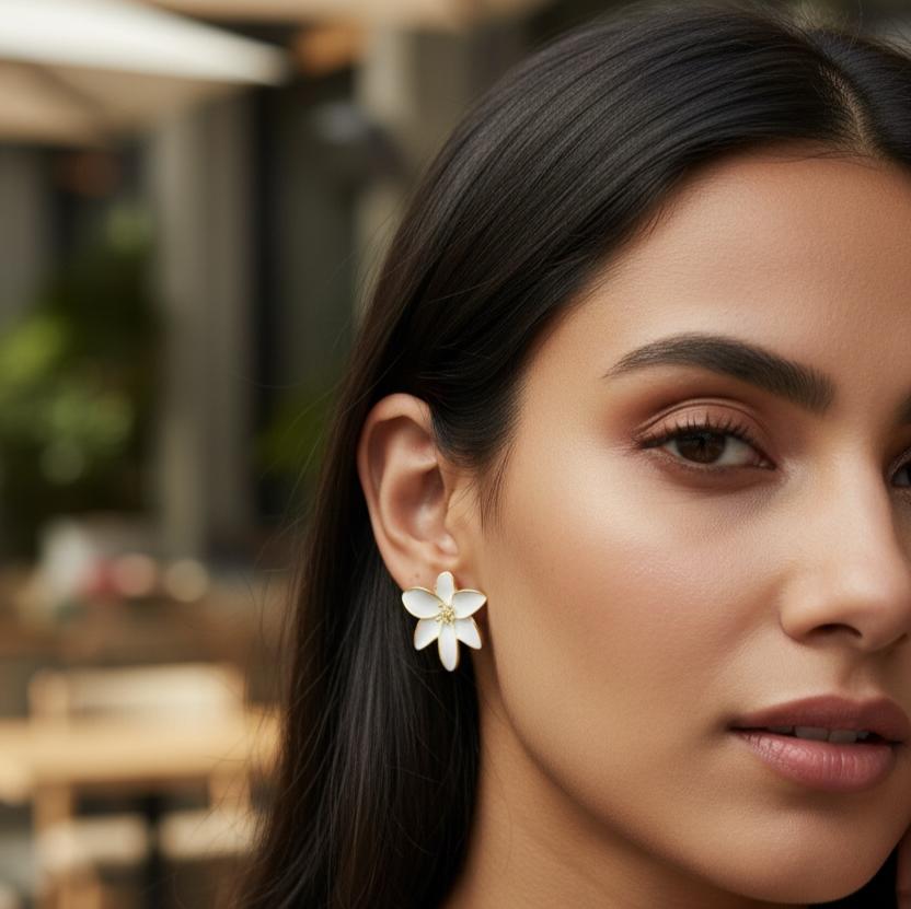 White Blossom Flower Stud Earrings – Gold Outline