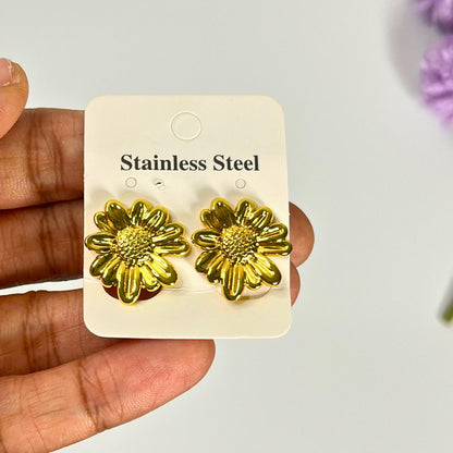 Golden Daisy Bloom Stud Earrings