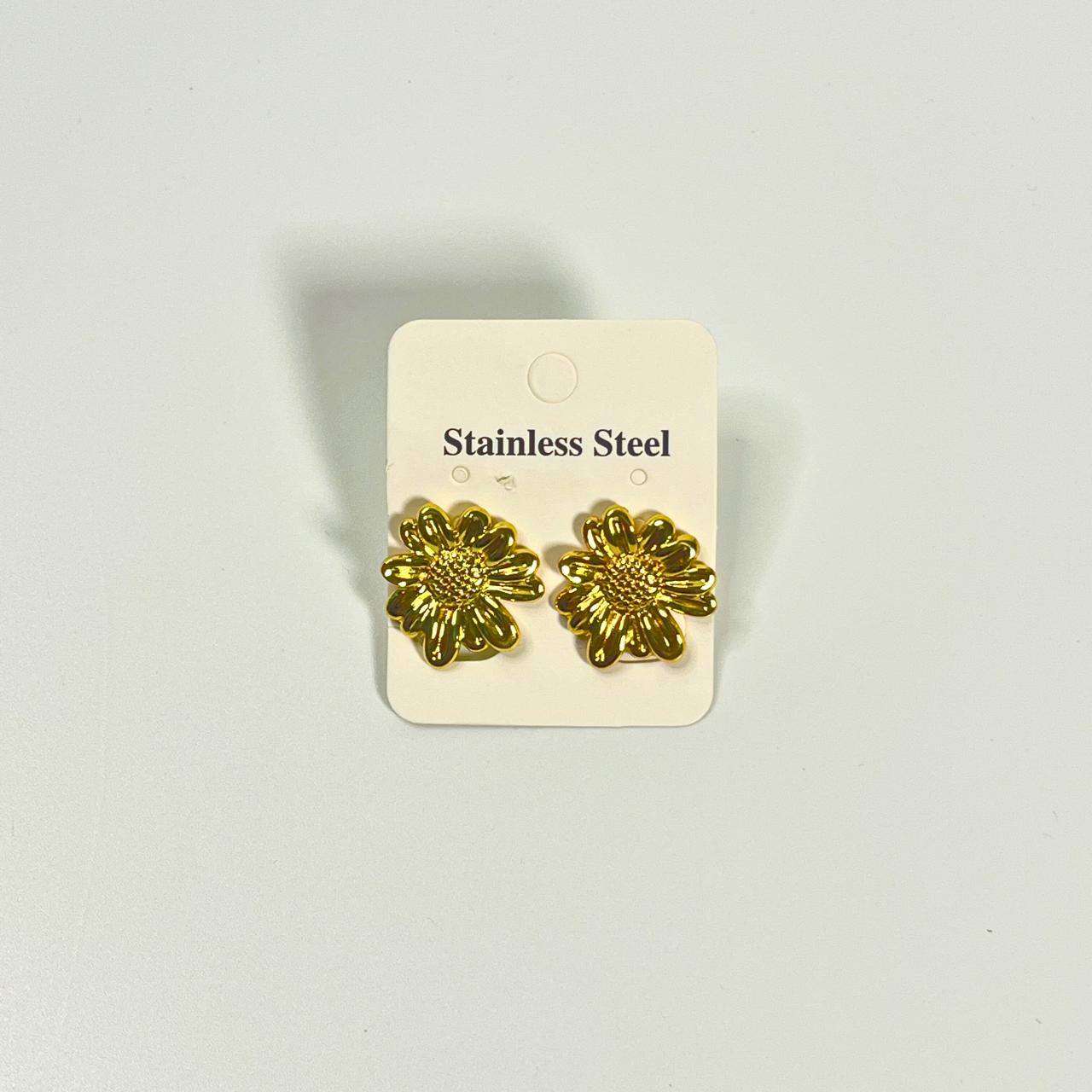 Golden Daisy Bloom Stud Earrings