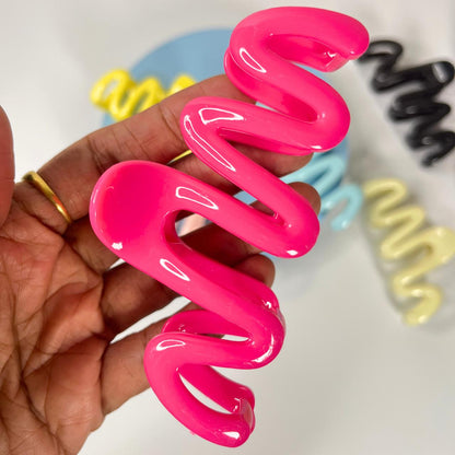 Wavy Pop Hair Claw