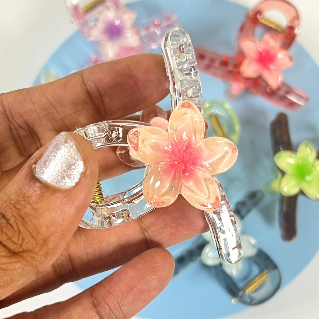 Crystal Flower Hair Clutcher