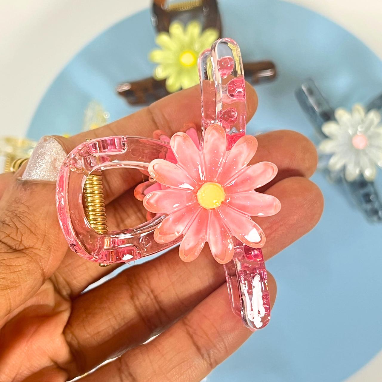 Daisy Flower Transparent Hair Claw Clip