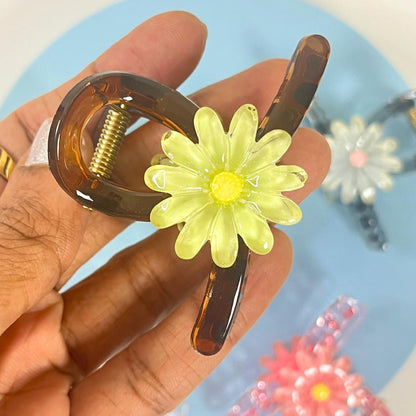 Daisy Flower Transparent Hair Claw Clip