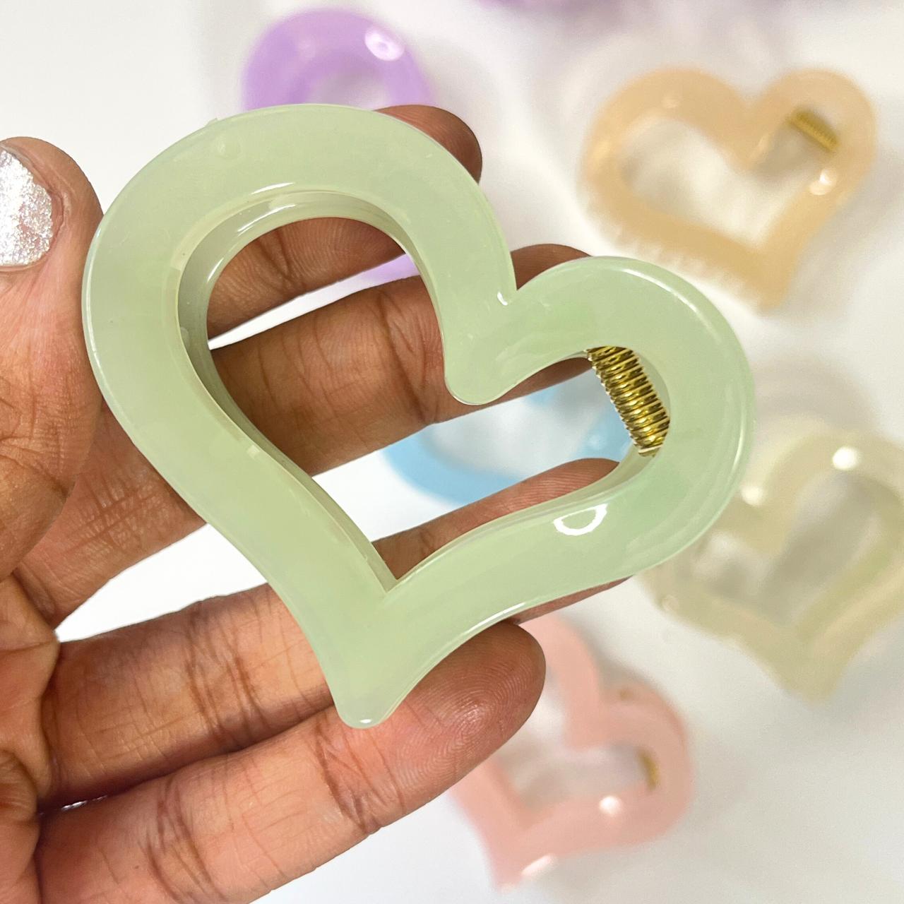 Pastel Heart Grip Hair Claw
