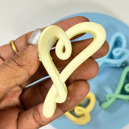 Abstract Twist Hair Claw Clip