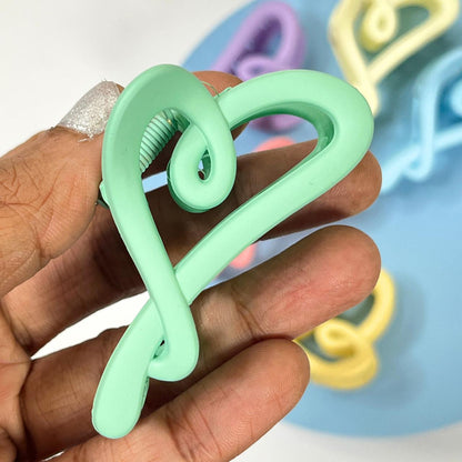 Abstract Twist Hair Claw Clip