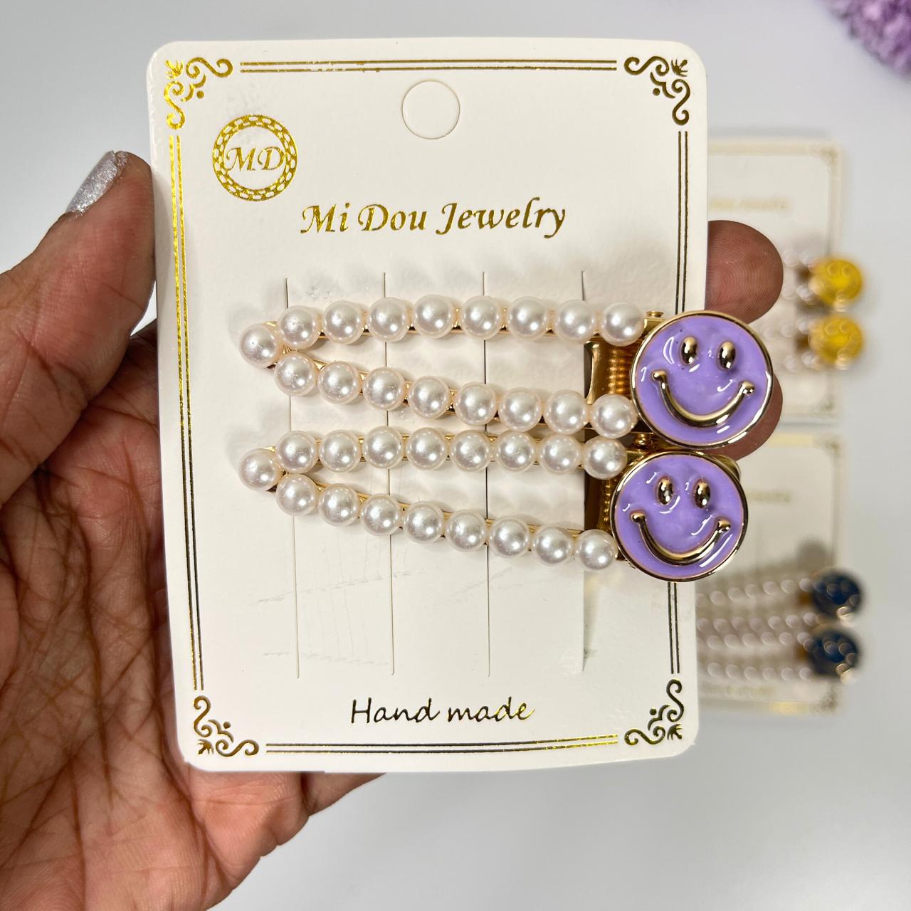 Pearl Smile Hair Clip Set