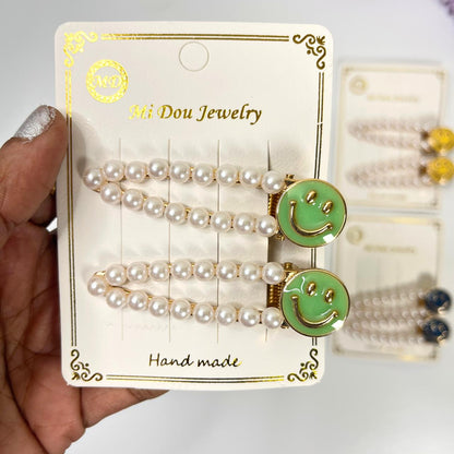 Pearl Smile Hair Clip Set