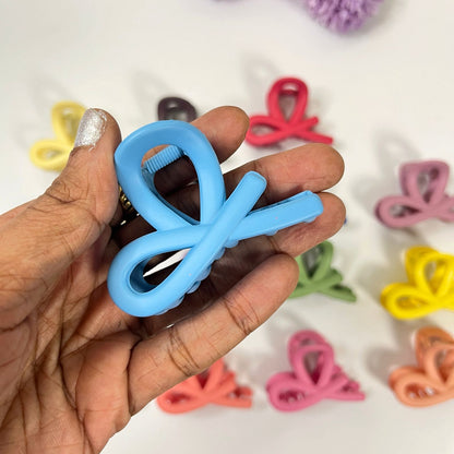 Minimal half Twist Hair Claw Clip