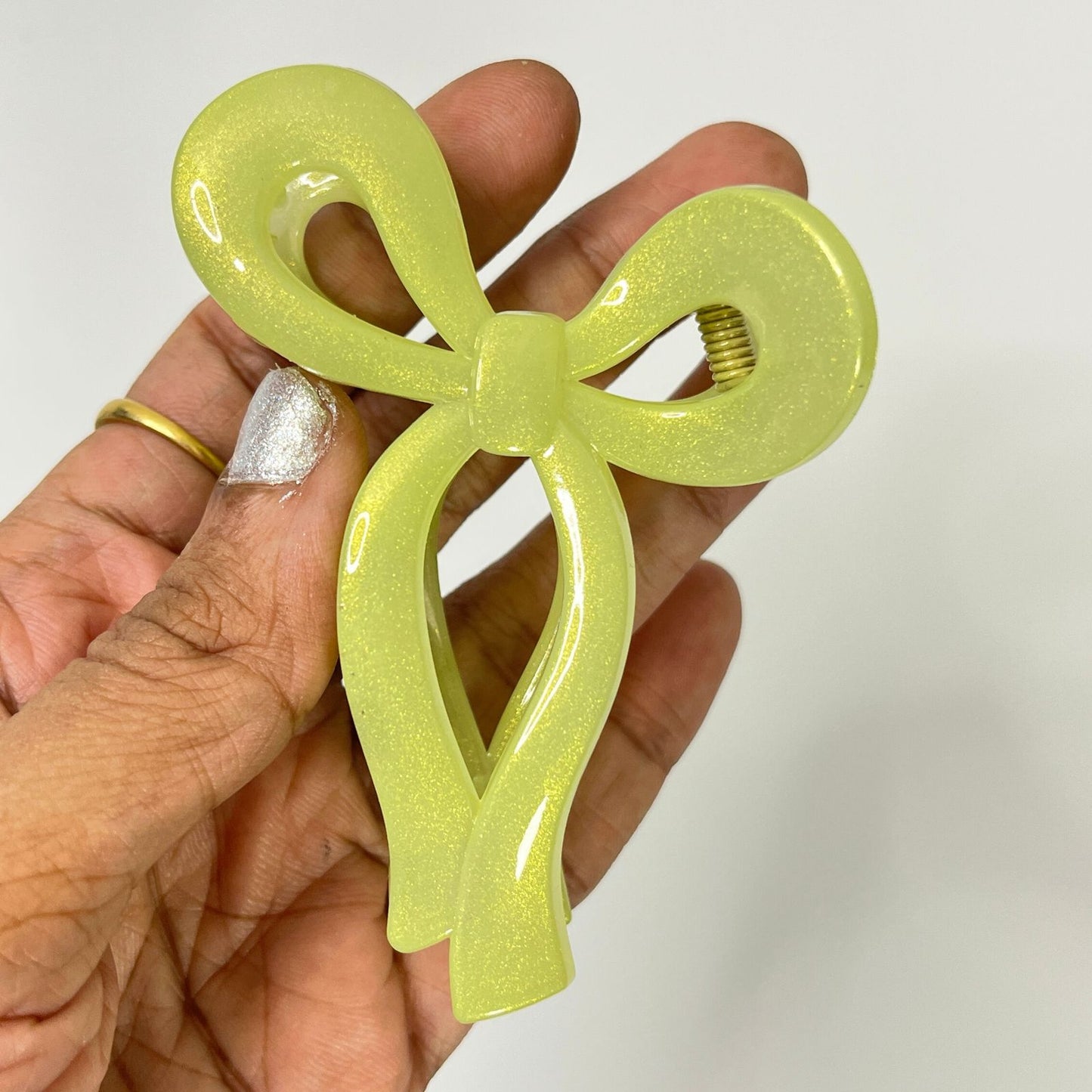 Shimmer Gloss Bow Hair Claw Clip