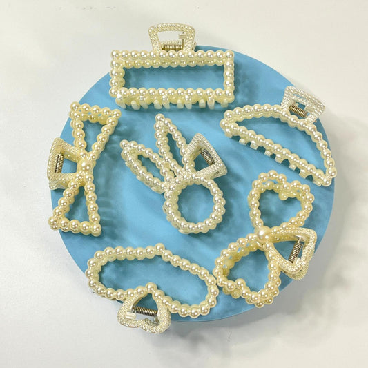 Pearl Charm Hair Claw Clip