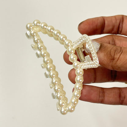 Pearl Charm Hair Claw Clip