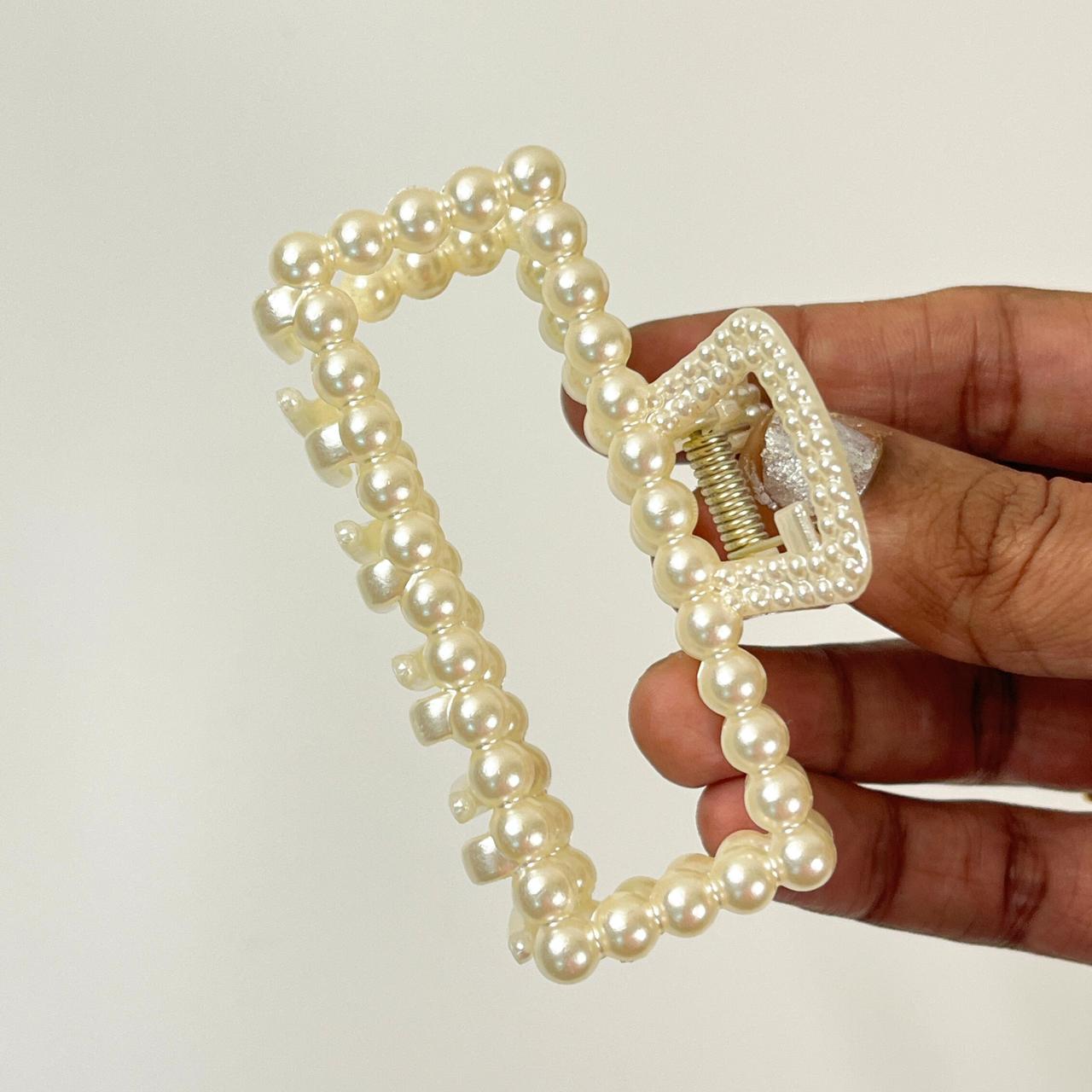 Pearl Charm Hair Claw Clip