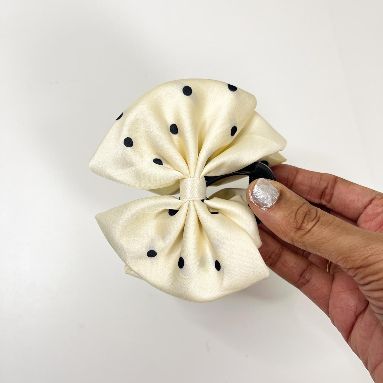 Oversized Bow Hair claw