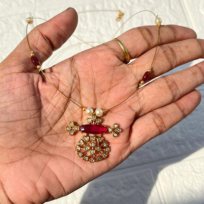 Floral Pendant Invisible Necklace