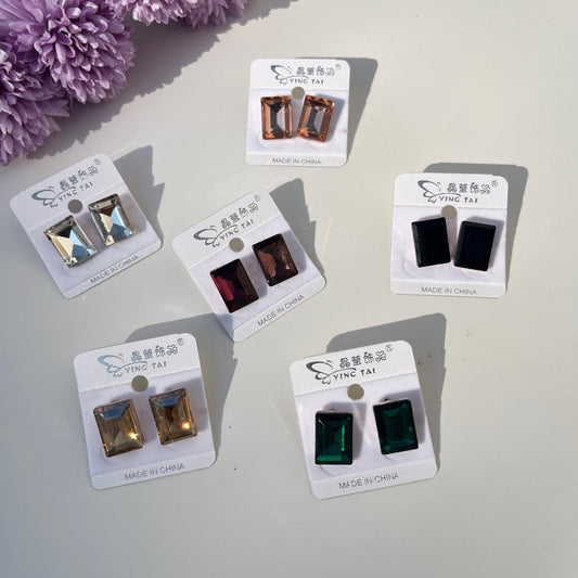 Minimal Crystal Block Studs