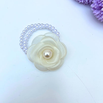Pearl Bloom Hair Tie 🌸