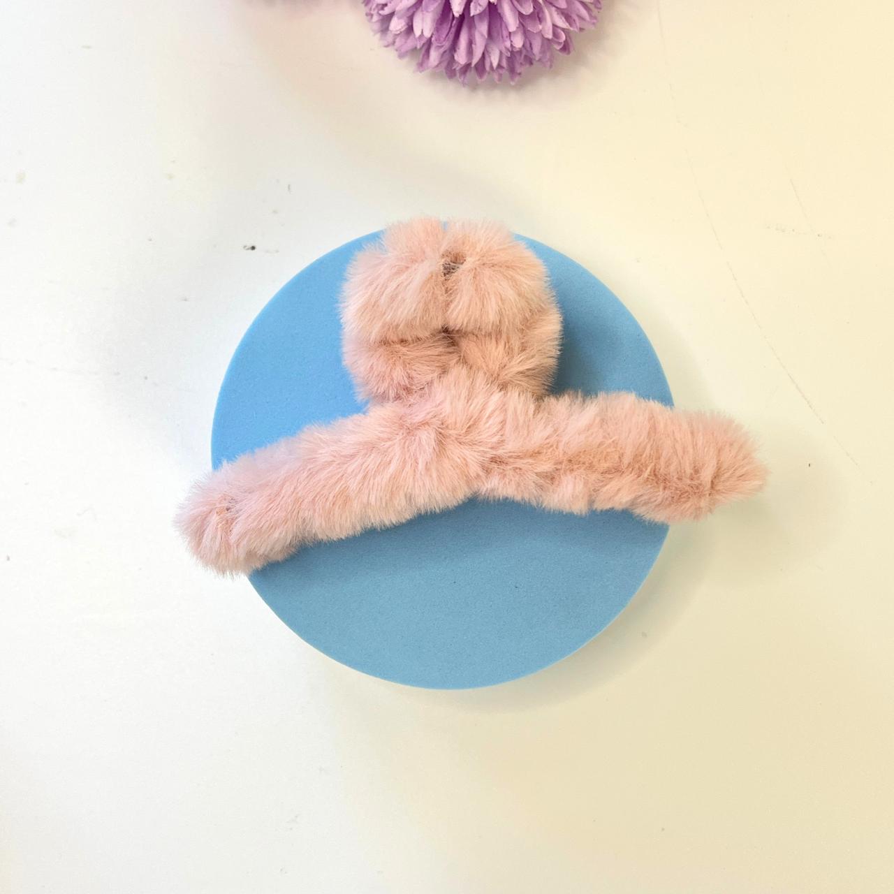Fluffy Fur Claw Hair Clip 🧸✨