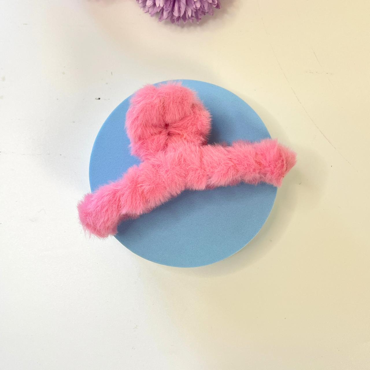 Fluffy Fur Claw Hair Clip 🧸✨