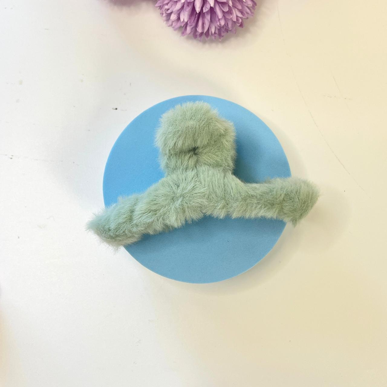 Fluffy Fur Claw Hair Clip 🧸✨