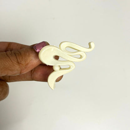Abstract Curve Mini Claw Hair Clip - Small