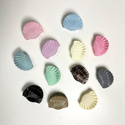 Seashell Shape Mini Claw Hair Clip - Small