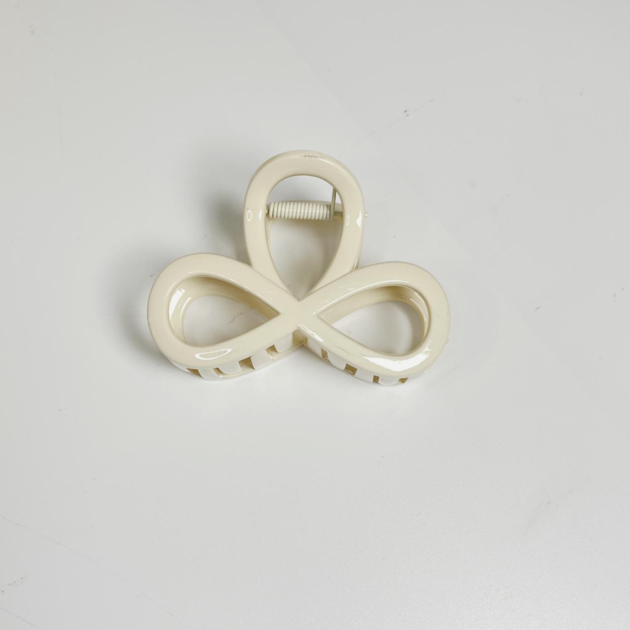 Pastel Loop Bow Claw Clip - Medium