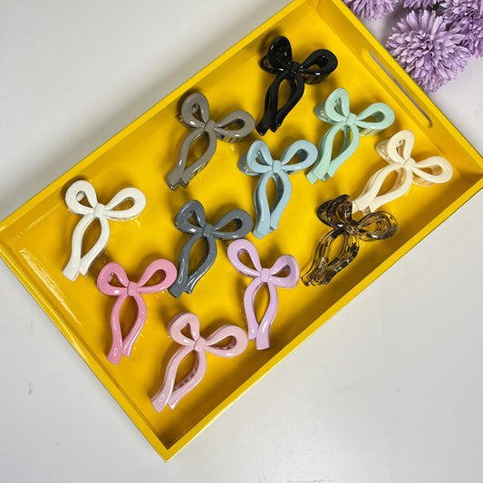 Long Tail Bow Claw Clip - Medium