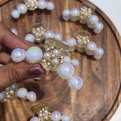 Dewdrop Pearl Claw Clips - Medium