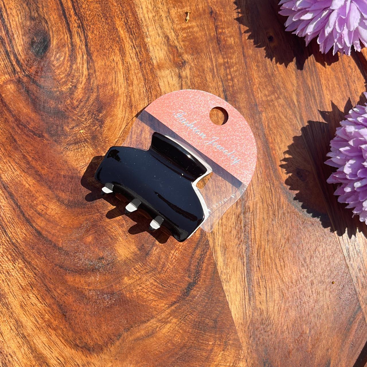 Box shape Everyday Essentials Claw Clip