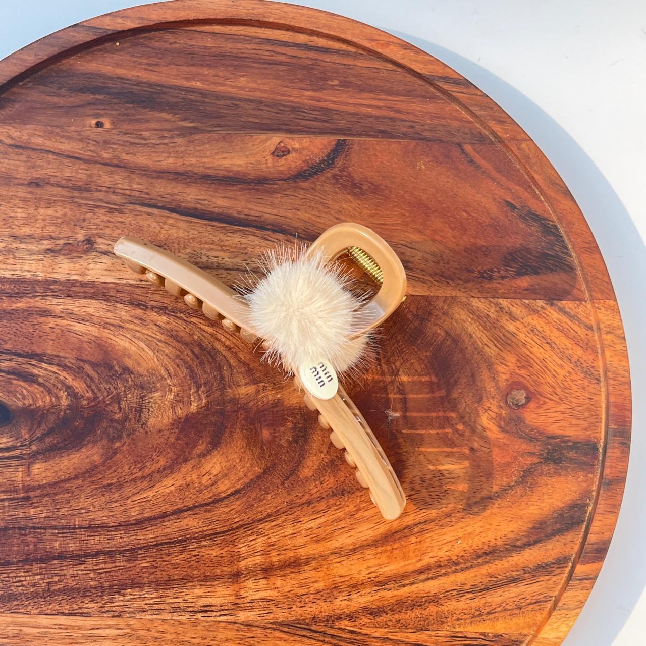 Fluffy Luxe Fur Claw Clip - Large(13cm)