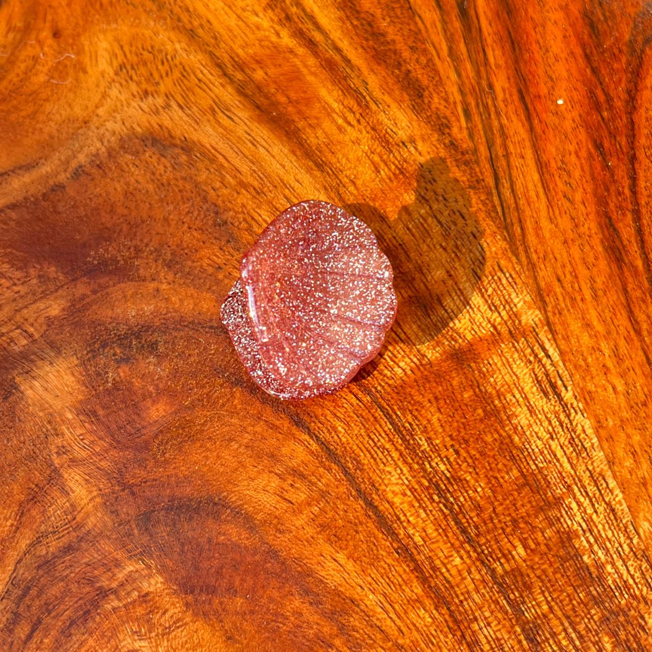 Mini Shell Sparkle Claw Clips - Small