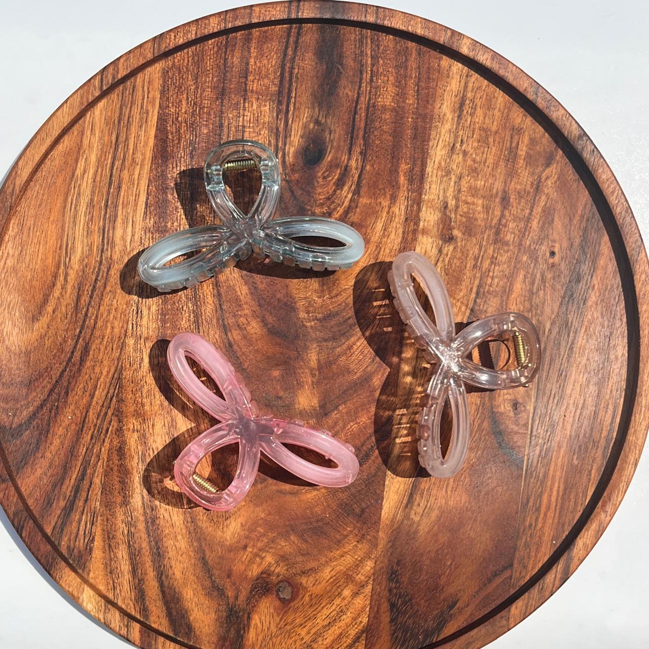 Butterfly Loop Transparent Claw Clip - Medium