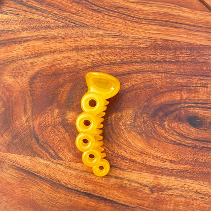 Honey Bubble Loop Banana Hair Clip