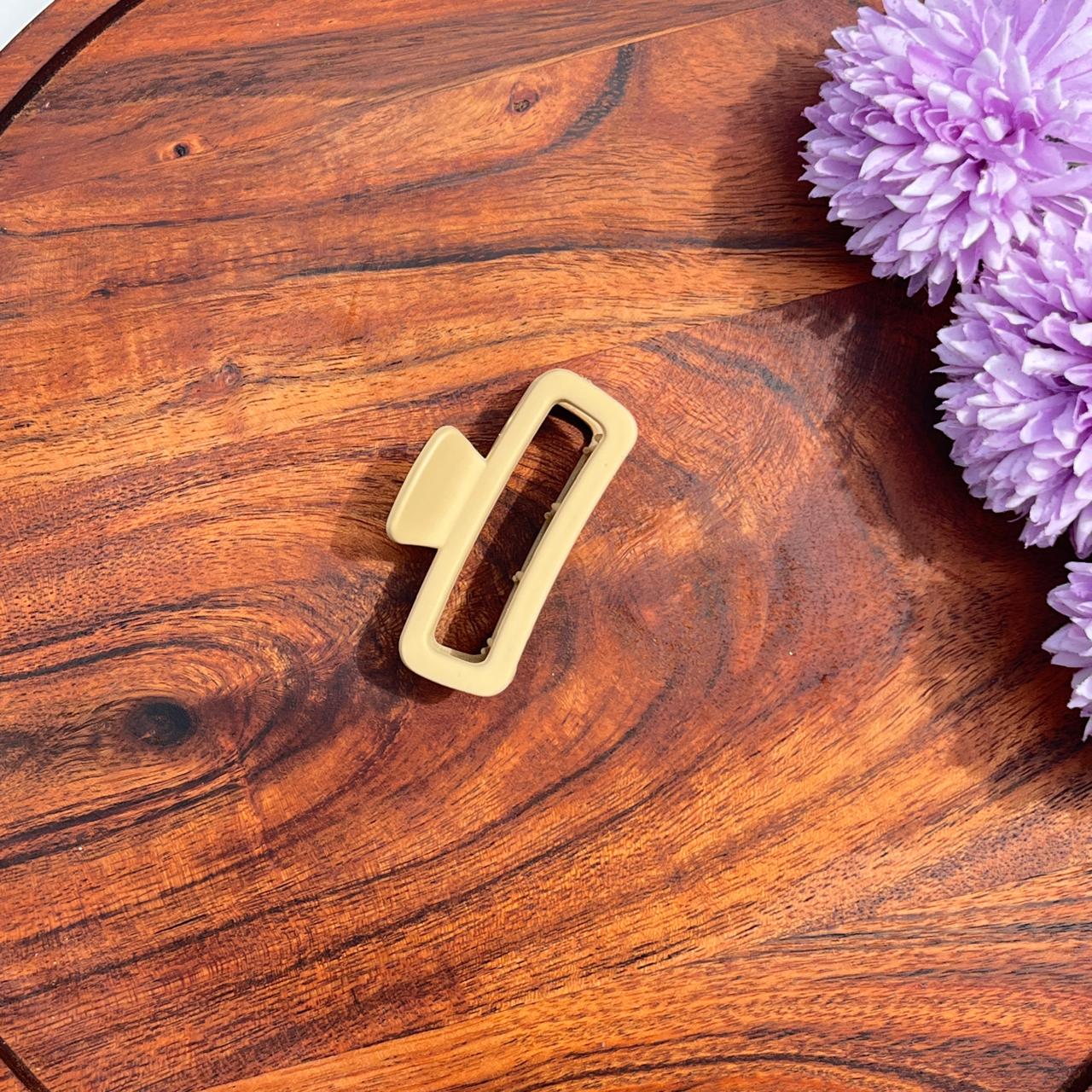 Matte Minimal Rectangle Claw Clip - Medium
