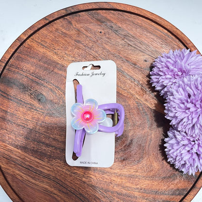 Pastel Daisy Hair Claw - Medium