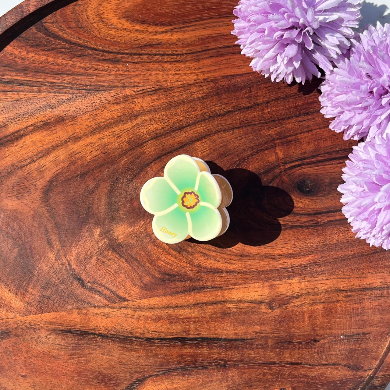 Honey Blossom Hair Claw - Medium