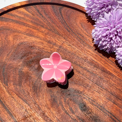 Honey Daisy Bloom Claw Clip - Medium