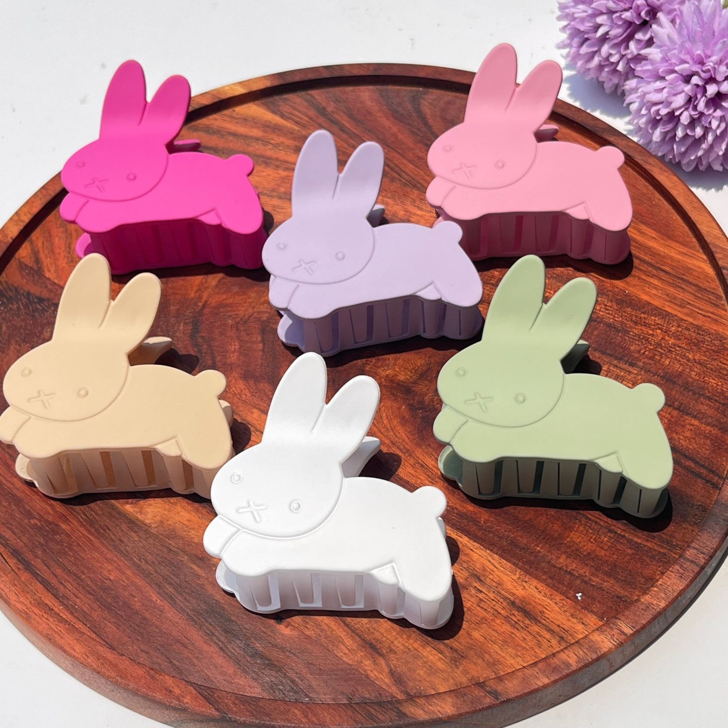 Soft Matte Bunny Clutcher - 7cm