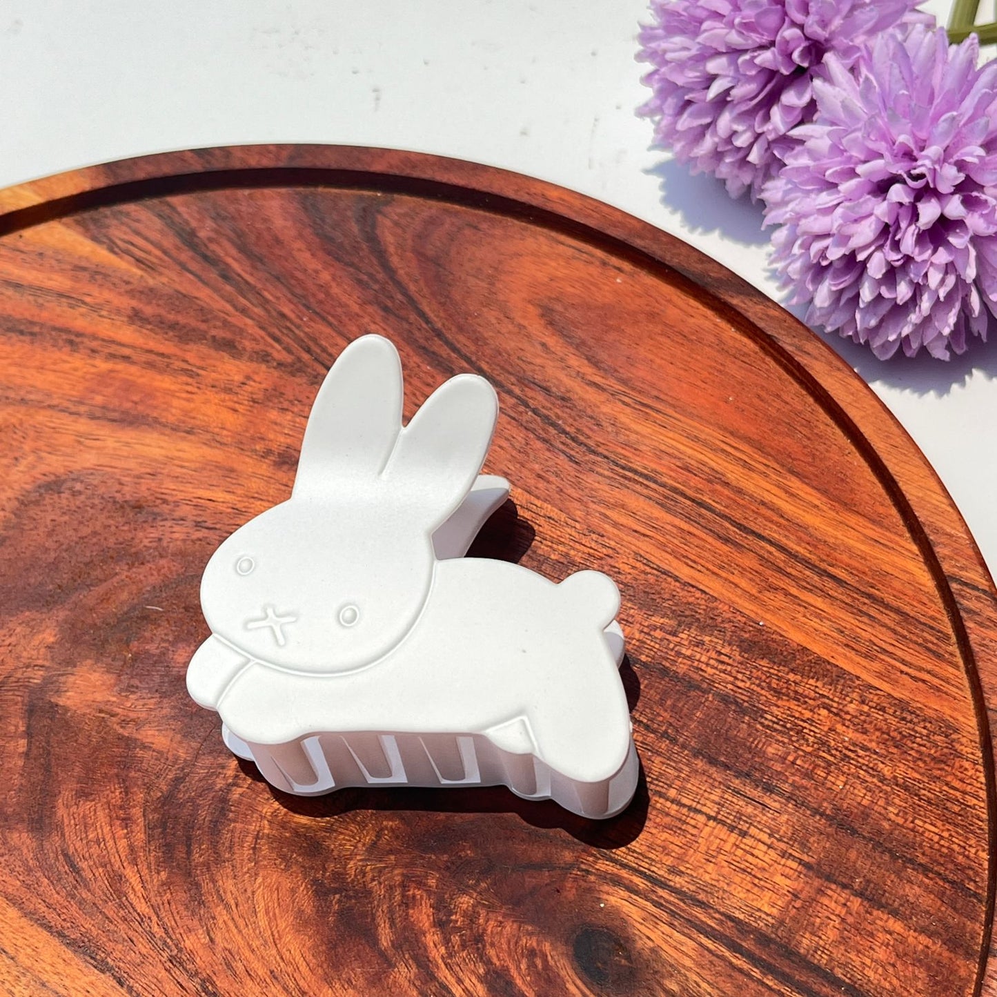 Soft Matte Bunny Clutcher - 7cm