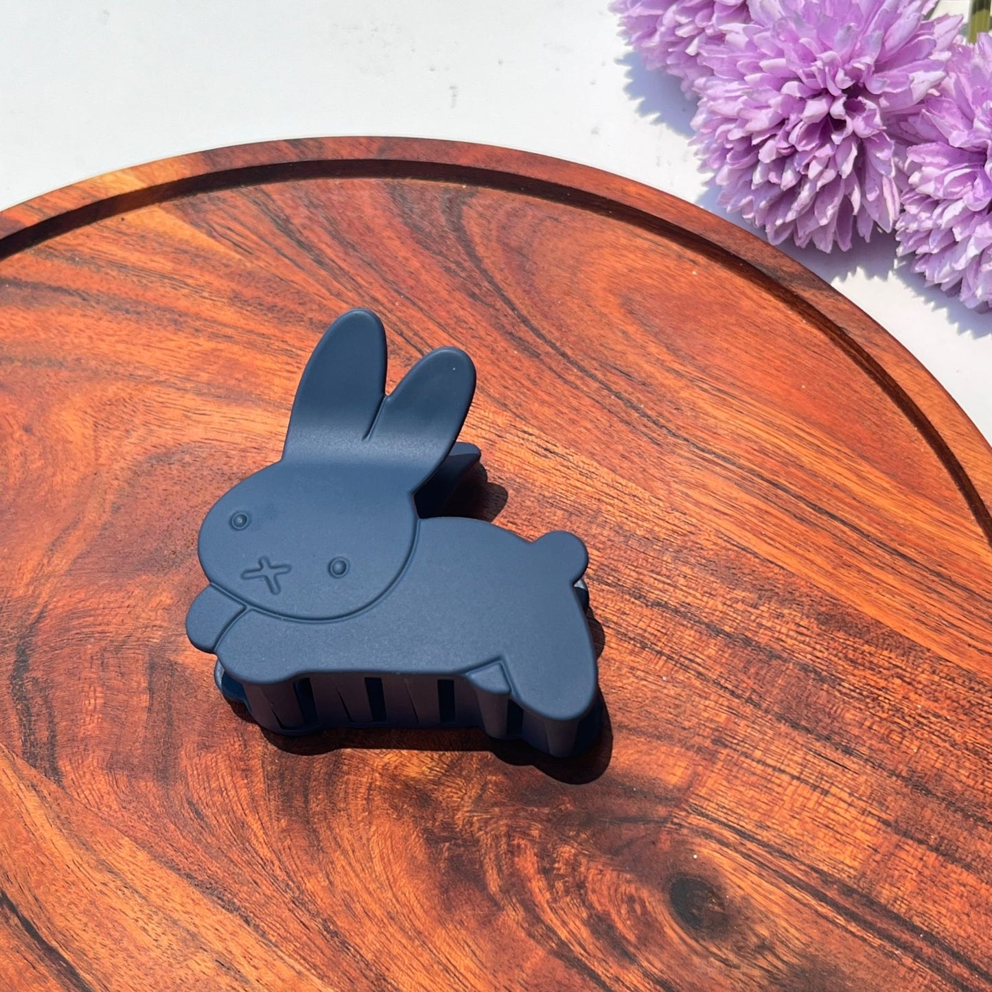 Soft Matte Bunny Clutcher - 7cm