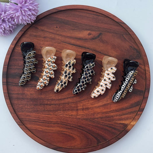 Leaf Curve Banana Clip - Medium 8cm