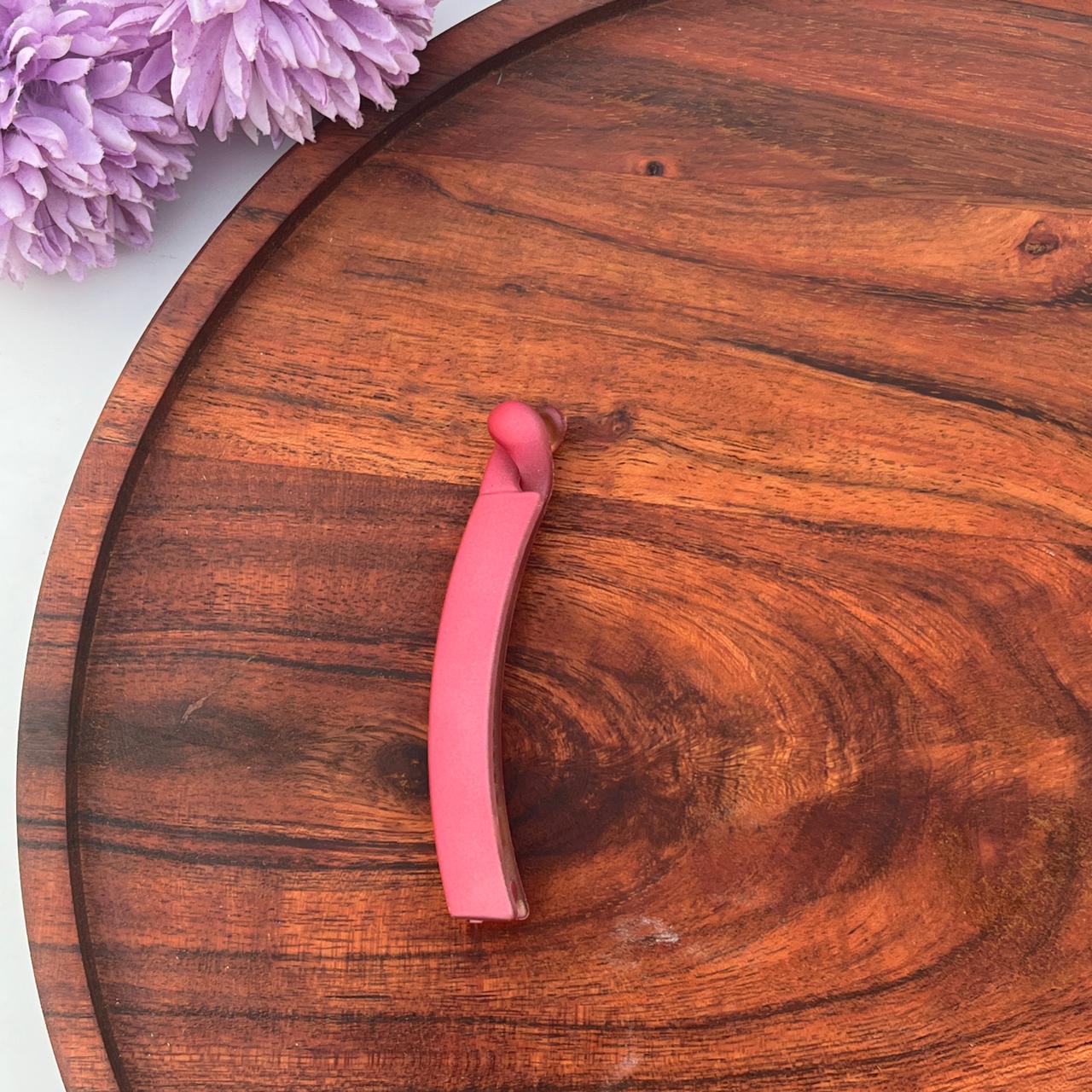 Matte Everyday Banana Clip - small 8cm