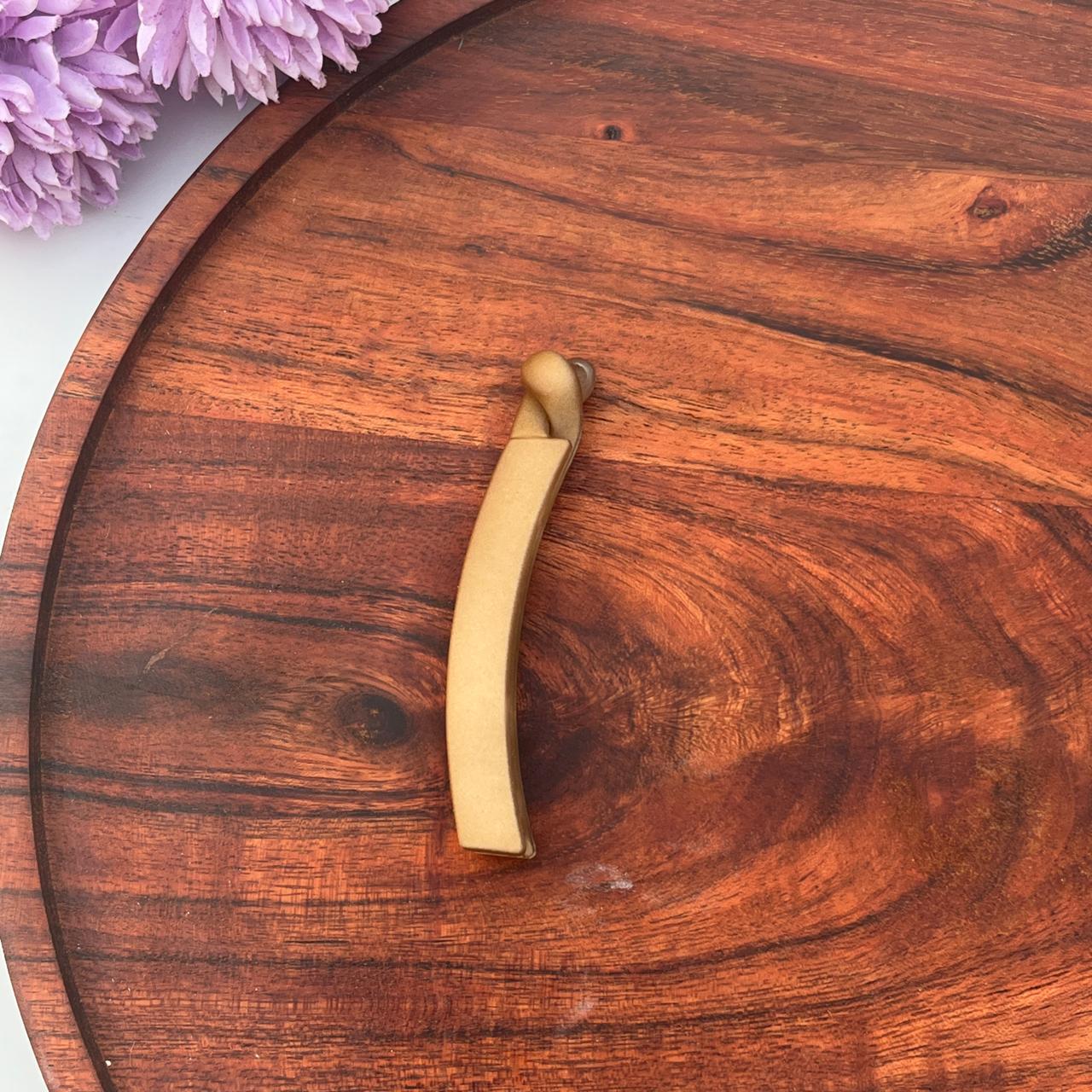 Matte Everyday Banana Clip - small 8cm