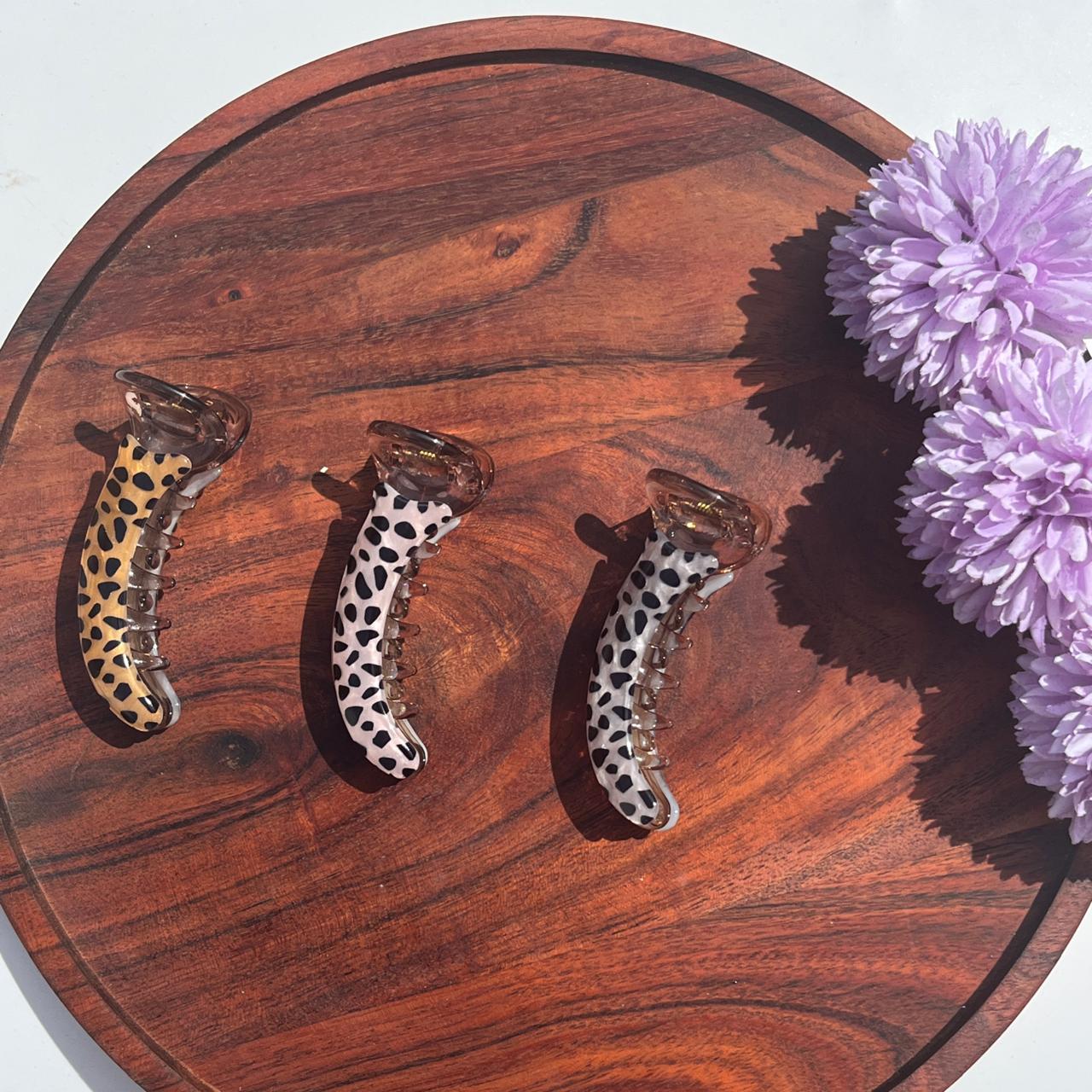 Wild Spot Banana Clip Collection- Medium 8cm