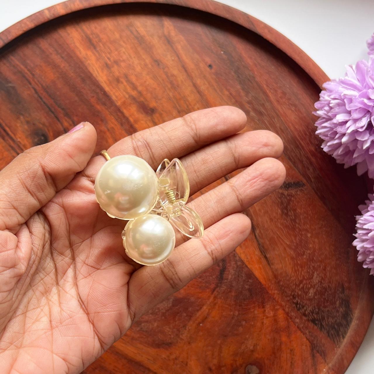 Pearl Cherry Claw Clip 🍒 - 5cm Medium