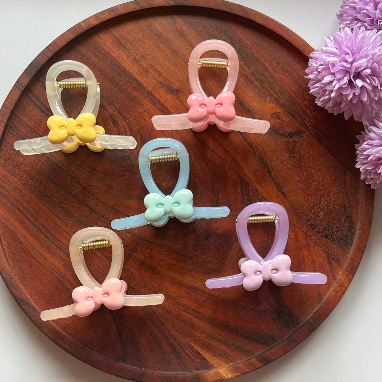 Pastel Bow Loop Claw Clip 🎀- 8cm Medium